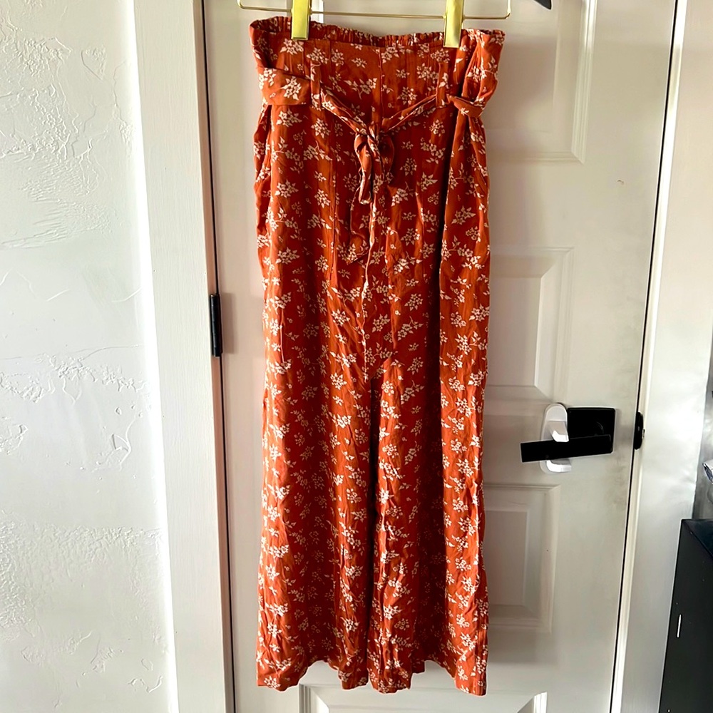 Floral dress pants by AE NWOT